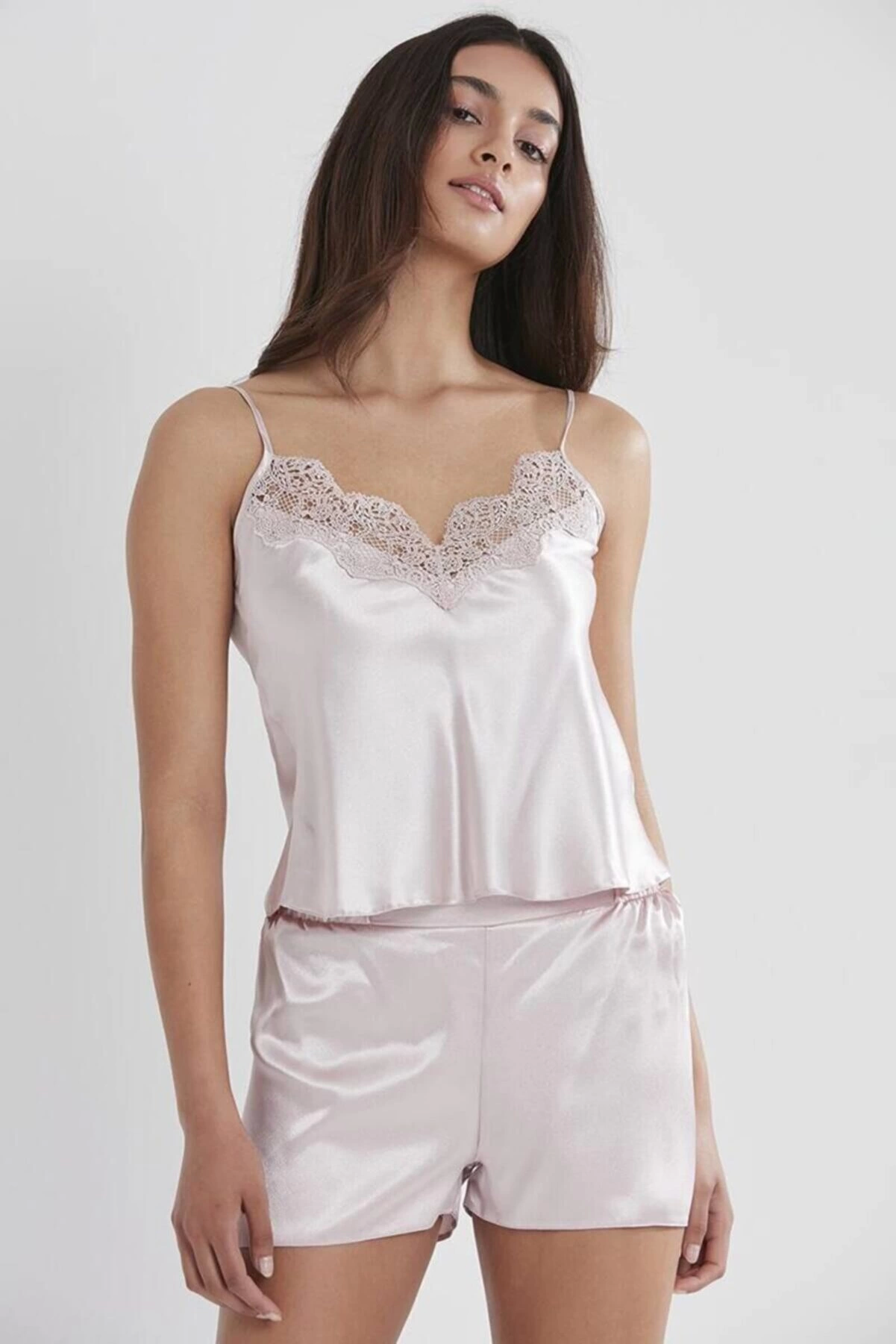 Pierre Cardin 6335 6'lı Saten Gecelik Sabahlık Takım